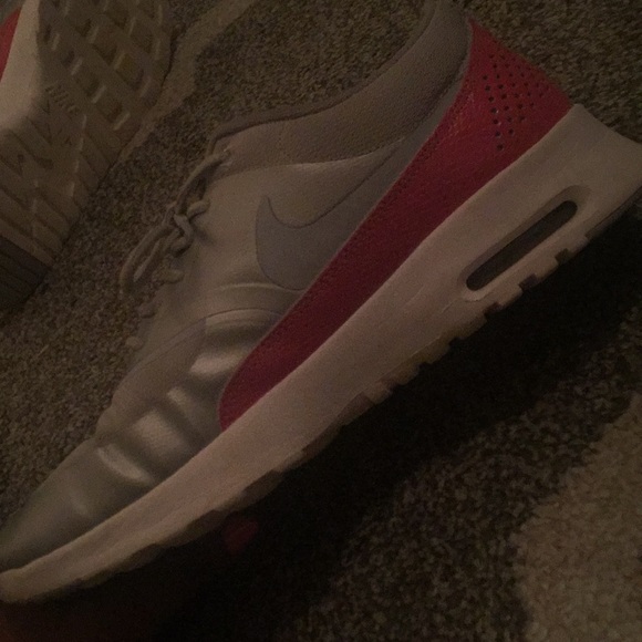 Nike women shoes - Picture 6 of 8